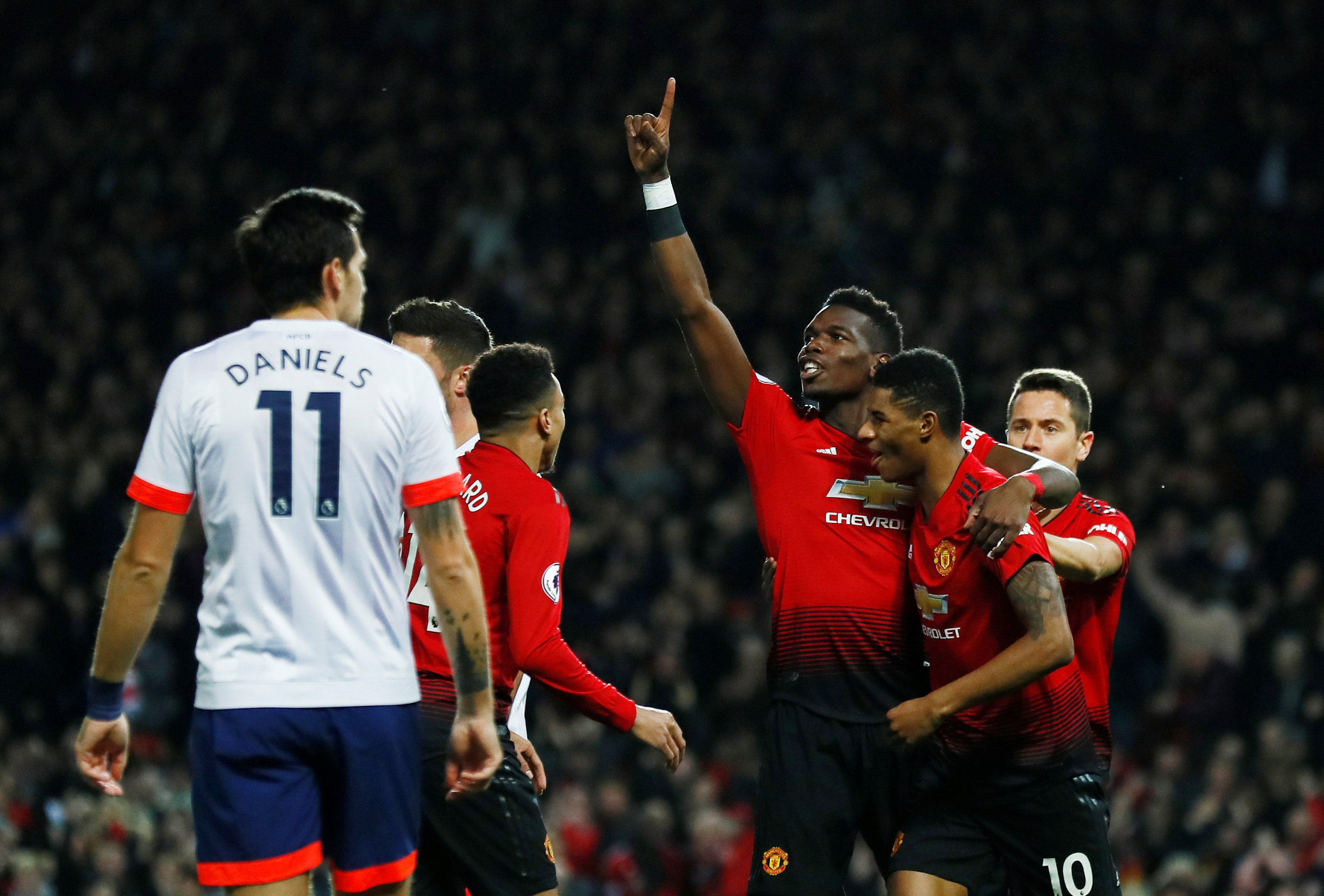 仅保持了队 仅保持了队